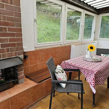 Grosse Am Waldrand 아파트 *