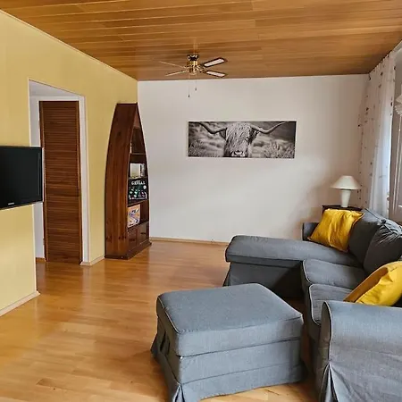 Grosse Am Waldrand * 쇠나우