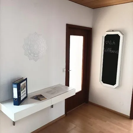 Grosse Am Waldrand 아파트 쇠나우