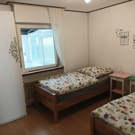 아파트 Grosse Am Waldrand 쇠나우